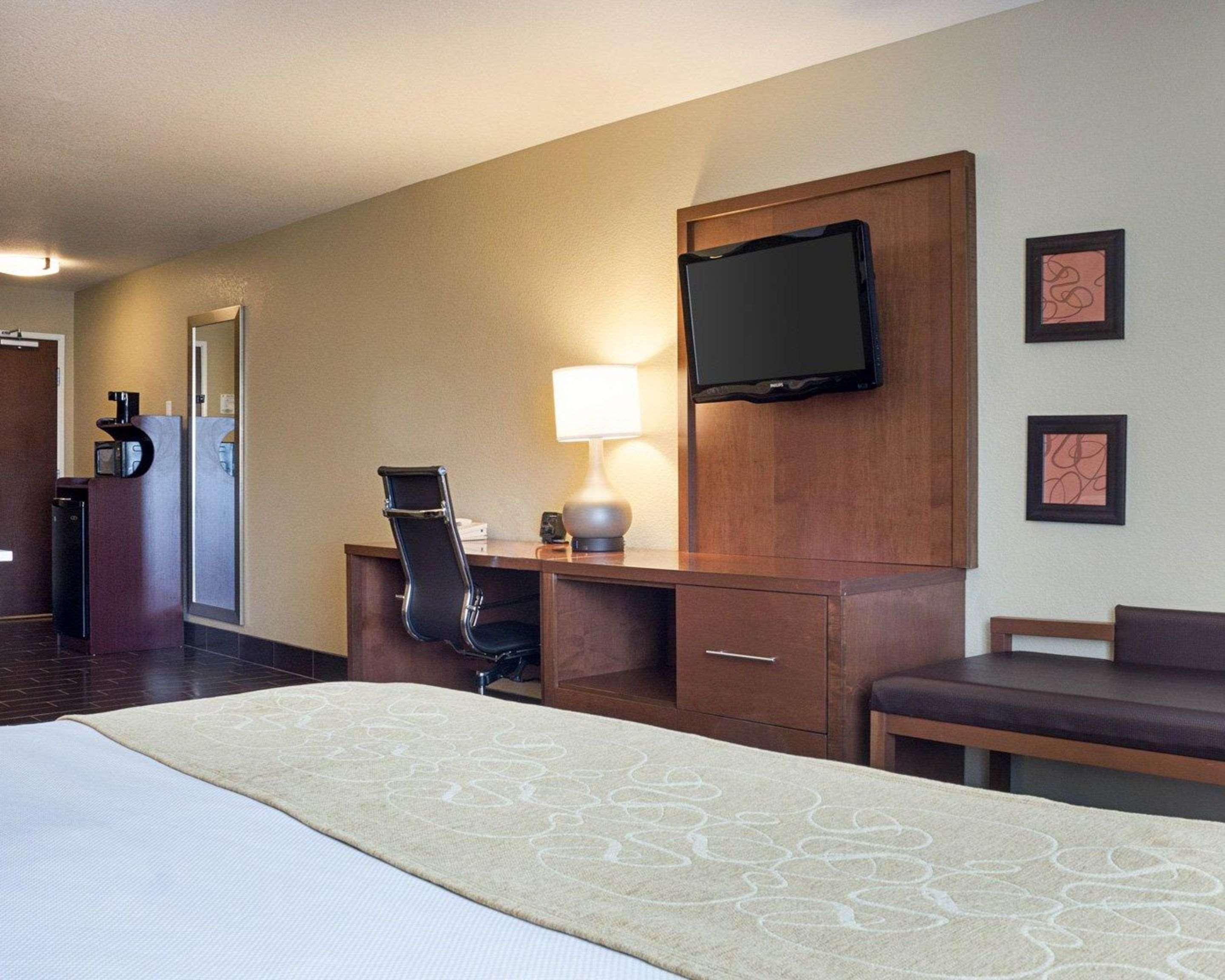 Comfort Suites Minot Eksteriør billede