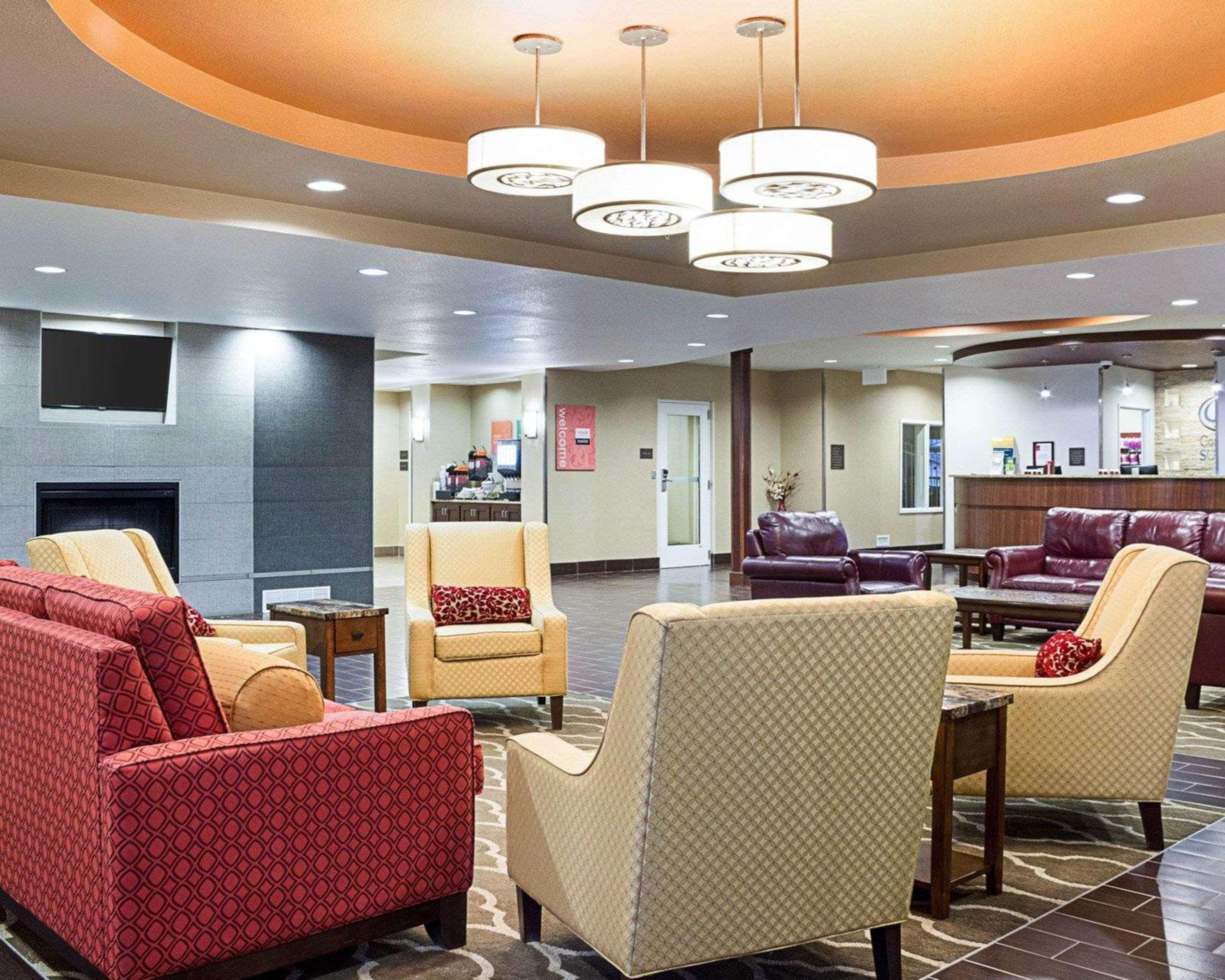Comfort Suites Minot Eksteriør billede