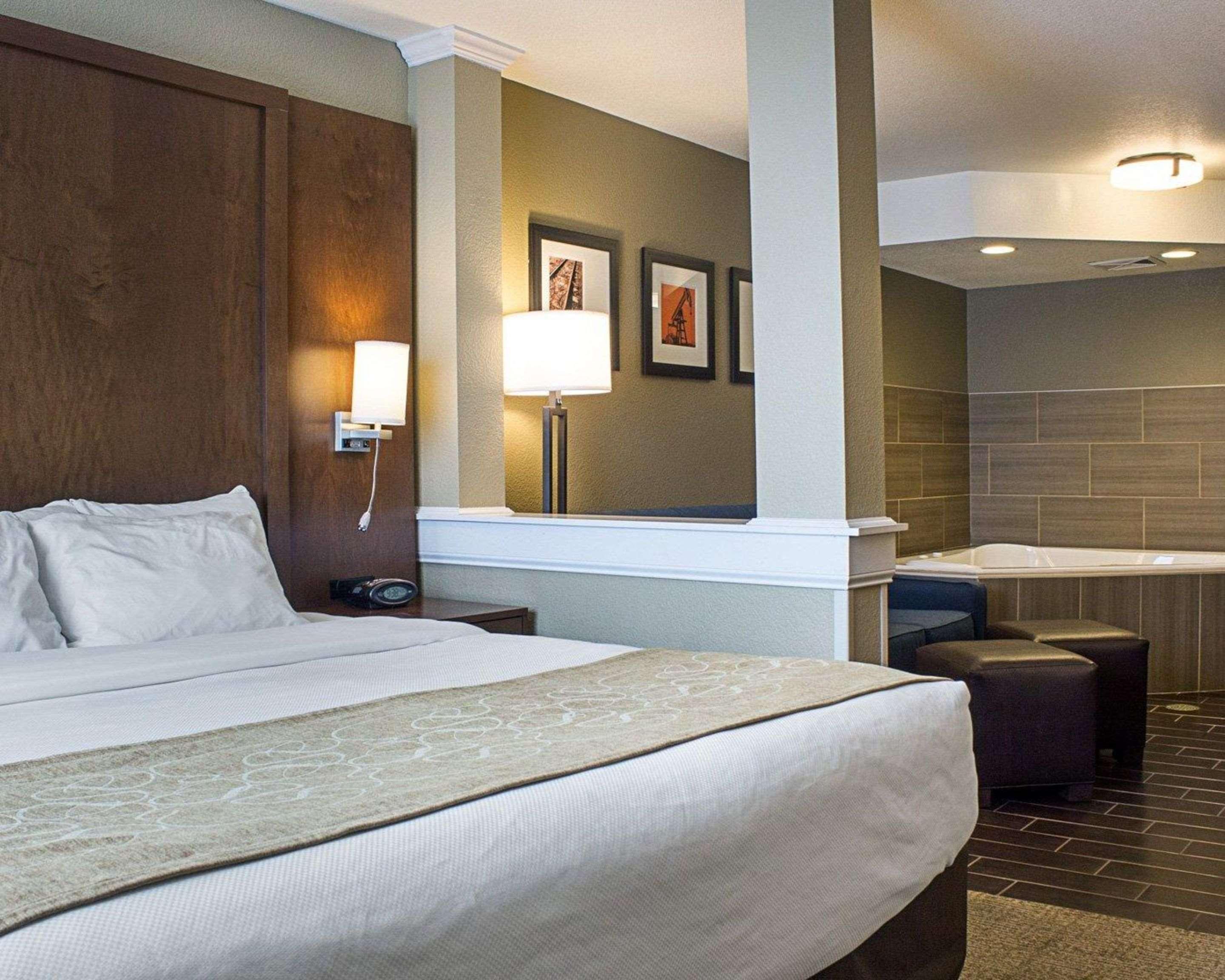 Comfort Suites Minot Eksteriør billede