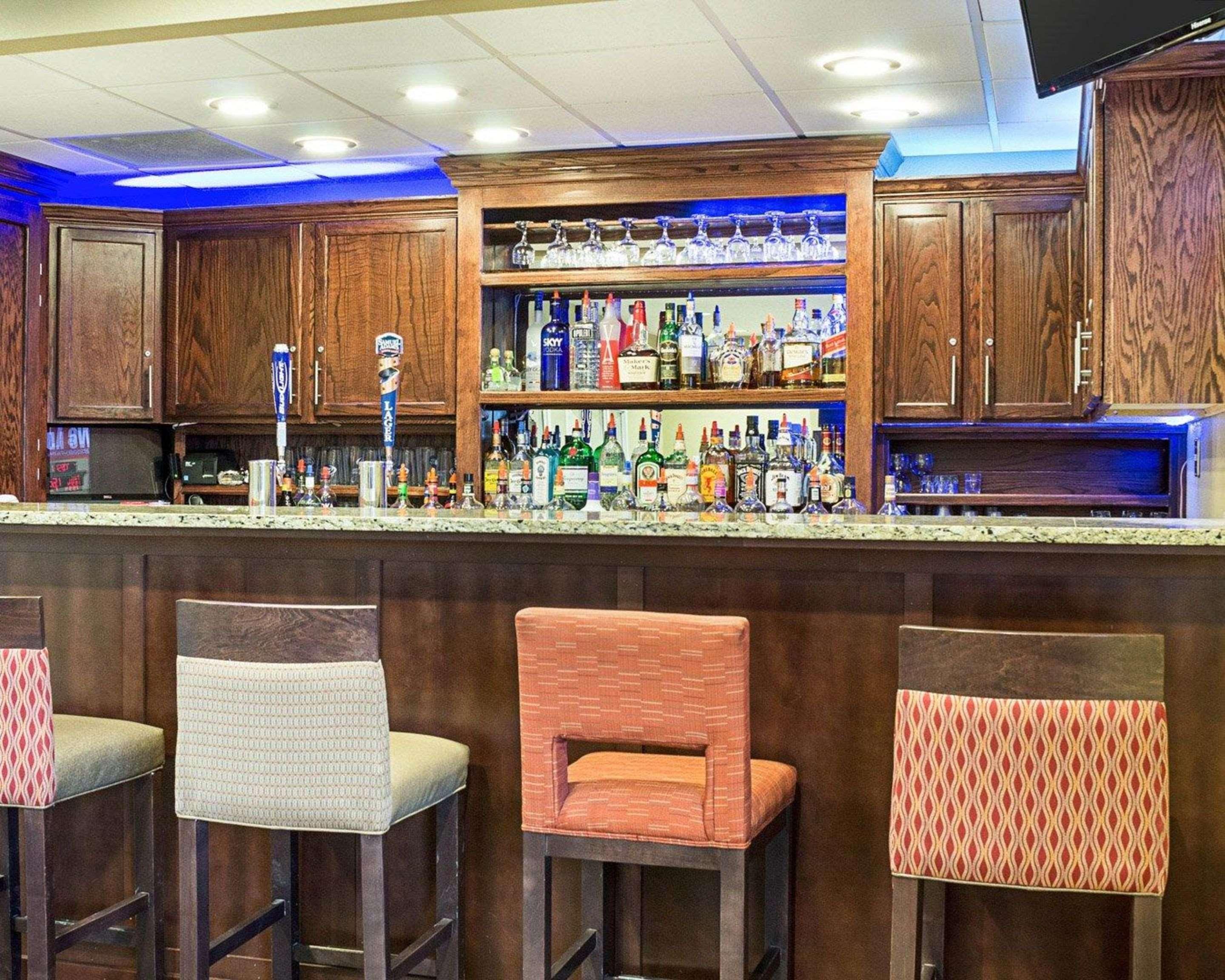 Comfort Suites Minot Eksteriør billede