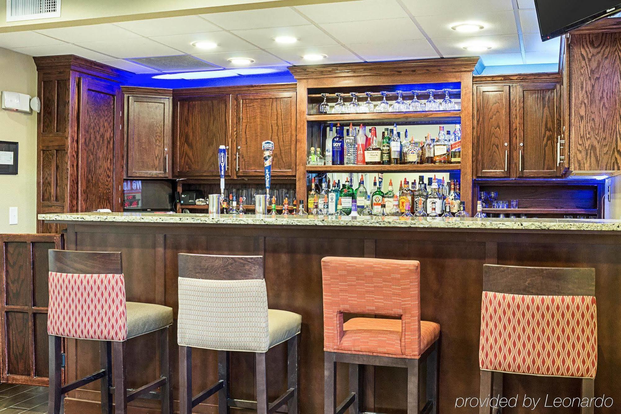 Comfort Suites Minot Eksteriør billede