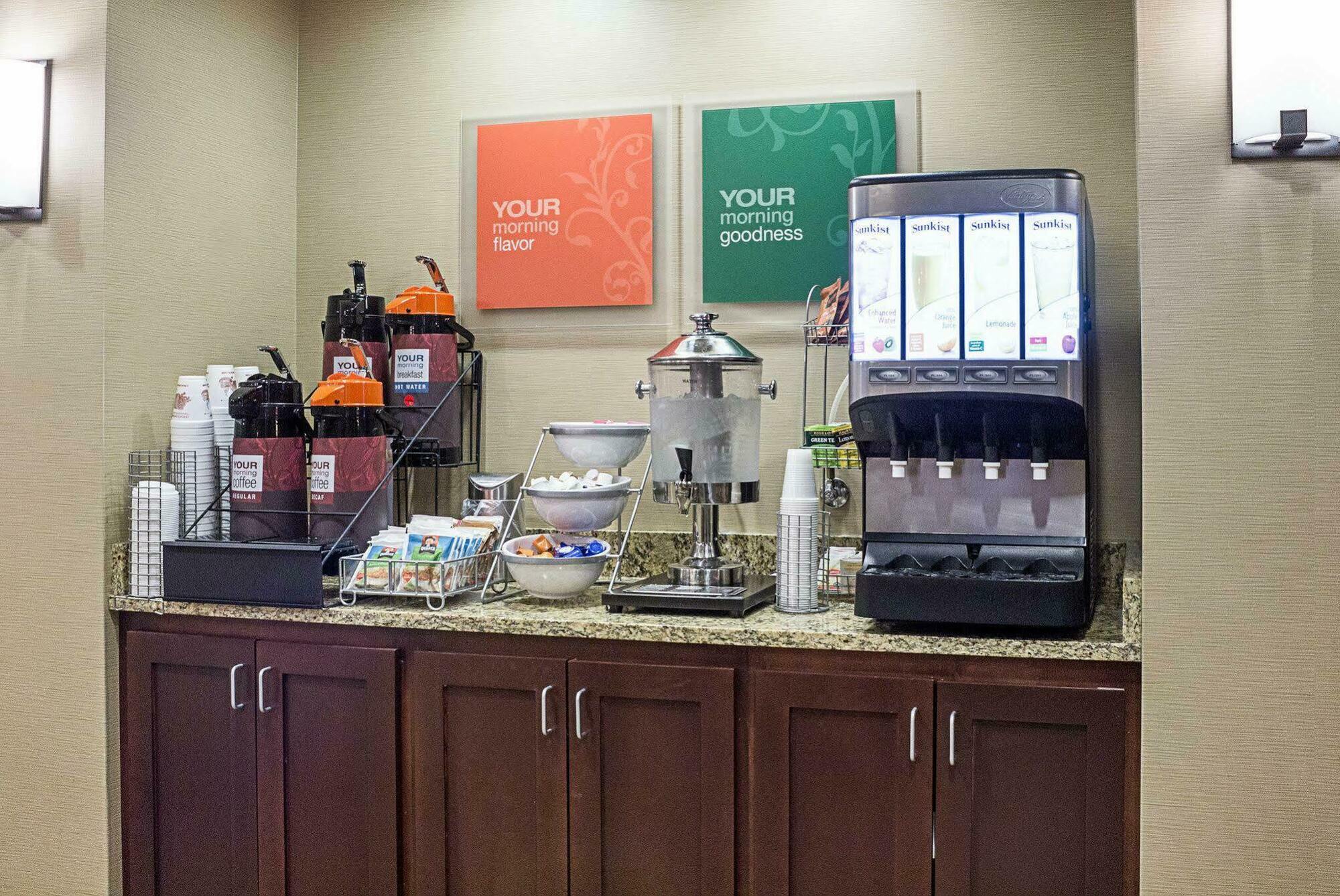 Comfort Suites Minot Eksteriør billede